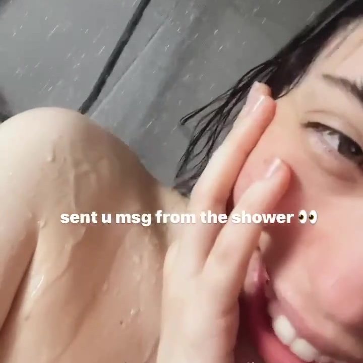 Heyimbee  - Nude Shower !