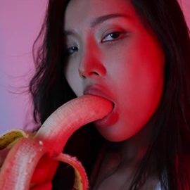 Norajoy Nude - Blow Banana Erotic !