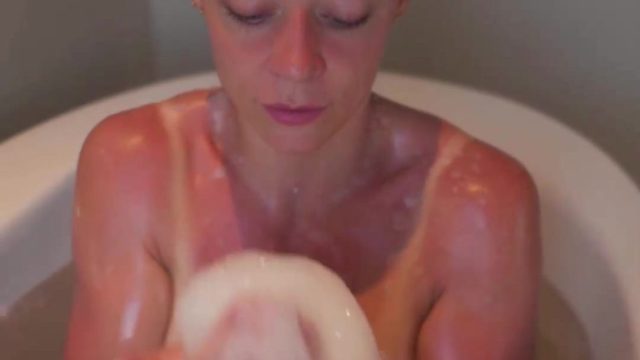 Missmiafit Nude – Shower in The Bathtub Video